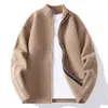 Moda Masculina Casual Outono e Inverno Novo Suéter Cardigan Jaqueta Juventude Gola Alta Malha Casual Jaqueta Simples de Cor Lisa