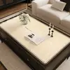 Mantel individual de lujo de alta gama para mesa de té, impermeable y a prueba de aceite, mantel fácil de limpiar para mesa de comedor, nuevo modelo 2025 protector de superficie de mesa de té de PVC