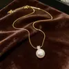 Corrente de Clavícula de Pérola Simples da Moda Versátil Toque de Luxo Pingente Único com Diamante Incrustado Venda Quente Transfronteiriça Colar com Design Personalizado