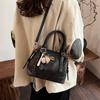 Bolsas de mão texturizadas de cor pura para mulheres 2025 outono e inverno novo estilo estilo estrangeiro bolsa de ombro da moda estilo estrangeiro roupas de trabalho crossbody