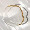 Collar de Cadena de Acero Inoxidable con Empalme de Perlas Transfronterizo Europeo y Americano Oro de 18 Quilates Lujo Accesible Cadena para la Clavícula Joyería Versátil de Gama Alta
