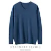 Suéter de Cachemir 100% Puro para Hombre Cuello en V Color Sólido Manga Larga Camiseta de Punto Base Nuevo Estilo Otoño e Invierno 2025 Versátil