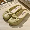 Sandalias de Mujer con Punta Reforzada Verano Nuevo Calzado de Exterior Moda Suela Plana Lazo Elegante Tacón Bajo Sin Talón Sandalias de Playa