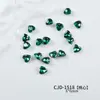 Popular Esmeralda Punta Inferior Manicura Forma Especial Diamante Multifacético Amor Hacha Super Brillante Versátil Uña Diamante Joyería Al Por Mayor