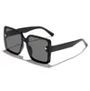 Gafas de sol de lujo con trébol de cuatro hojas y montura grande, gafas de sol de moda estilo callejero con protección UV, un imprescindible para el look natural de mujer, disponibles para venta al por mayor