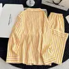 Pijama a rayas de color block simple estilo coreano para mujer, nuevo de verano 2026, holgado, casual, de manga larga y pantalón largo, conjunto de dos piezas para casa