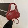 Bolsa de Mão Pequena Elegante de Alta Qualidade para Mulheres 2026 Nova Tendência Versátil Bolsa Transversal Fashionável Super Popular Bolsa Bowling