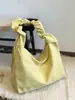 Bolso de axila de gran capacidad estilo coreano para mujer, nuevo modelo 2026, bolso simple de lona de nylon, bolso de hombro y cruzado plisado