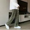 Calça xadrez masculina para primavera/outono, comprimento cropped, estilo japonês moderno, corte reto, casual britânico, modelagem solta, calça de veludo cotelê vintage