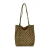 Bolsa de ombro de grande capacidade 2026 Bolsa tote de bolinhas estilo coreano nova bolsa de ombro versátil bolsa de mão da moda