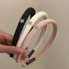 Estilo Francês Leve Luxo Mesmo Estilo Faixa de Cabeça Rosa com Strass Novo Estilo 2023 Simples Versátil Acessórios de Cabelo para Rosto Pequeno Acessórios de Cabeça