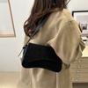 Bolso de Hombro Simple Retro Transfronterizo Para Combinar con Todo 2025 Nuevo Bolso de Axila Nicho de Primavera Bolso Cruzado Texturizado
