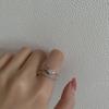 Anillo Abierto de Estrella de Cinco Puntas de Zirconia Microincrustada Super Flash de Corea del Sur para Mujer, Sentido de Alta Gama, Moda Fría Nicho, Anillo para Dedo Rojo de Internet
