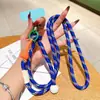 Lanyard para Teléfono Móvil al por Mayor Correa Larga en Forma de Corazón Correa Cruzada para Hombres y Mujeres Correa para Senderismo al Aire Libre con Clip Resistente Cadena Colgante Antiperdida