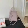 Bolso pequeño cuadrado simple para mujer, casual y elegante, bolso nuevo de moda y tendencia, bolso de hombro y cruzado de moda para la primavera 2026