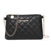 Bolso Cuadrado Pequeño con Cadena Simple y Elegante 2026 Estilo Fresco Acolchado Bordado Bolso de Hombro para Teléfono Venta al por Mayor Bolso para Mujer