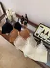 Lencería Sexy de Encaje de Lujo Ligero Francés Cuello en V Atmósfera Techo Suave No Pica la Piel Elegante Exquisito 36113