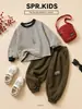 Ropa de Moda Genial y Moderna para Niños Conjunto de Sudadera para Bebé Estilo Urbano Hipster para Niños Pequeños Atuendo Genial Ropa de Otoño Genial para Niños