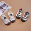 Novos Sapatos de Caminhada ao Ar Livre de Verão 2026 para Crianças, Tênis Esportivos Casuais Respiráveis para Meninos, Sapatos de Malha Antiderrapantes para Meninas