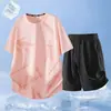 Conjunto de Shorts de Manga Corta de Seda Hielo para Hombre, Verano Transpirable de Secado Rápido Cuello Redondo Estampado Holgado Deportivo Casual Conjunto de Dos Piezas