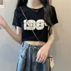 2026 Verão Estilo Coreano Solto Manga Curta Feminino Versátil Curto Doce e Picante Cropped com Design Único