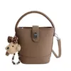 Bolso Retro de Moda para Viajes Diarios para Mujeres 2026 Nuevo Bolso Cruzado Versátil Bolso de Mano Súper Popular Bolso Cubo Bolso Tote Pequeño para Salir