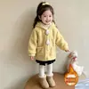 Chaqueta de Forro Polar para Niña Pequeña Otoño Invierno 2026 Nuevo Estilo Moda Elegante Ropa de Invierno para Bebé Niña Suéter Grueso Peludo