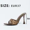 Sandalias de tacón alto de comercio exterior transfronterizo, mules transpirables calados de una sola tira, zapatillas de tacón de aguja en espiral de punta redonda, clásicas y versátiles