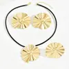 Collar de Concha Dorada Serie Transfronteriza Europea y Americana Personalizado Exagerado de Moda con un Toque de Lujo, Set de Joyería para Mujer