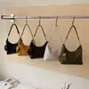 Bolsa Tote Tecida Texturizada Estilo Coreano Super Popular para Mulheres 2026 Verão Nova Grande Capacidade Bolsa de Ombro para o Dia a Dia