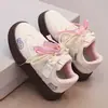 Zapatillas para niños, zapatos deportivos para niñas, nuevos estilos primavera/otoño, zapatillas de entrenamiento alemanas para estudiantes, ligeros, de suela blanda, diseño de dibujos animados, zapatillas para correr para niñas