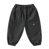 Calça de trabalho casual de algodão lavado para crianças, primavera e outono, novo estilo coreano, cor sólida, com perna larga e bolsos grandes