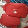 Bolsa Médica Portátil de Mão Bolsa Estudantil de Prevenção de Epidemias Bolsa Grande de Armazenamento de Medicamentos para Viagem Bolsa de Primeiros Socorros para Exterior Vermelha
