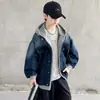 Ropa para niños para niños, chaqueta de mezclilla de otoño, nuevo modelo de primavera y otoño 2026, conjunto de otoño de dos piezas simuladas para niños mayores