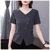92% algodão, 8% elastano, nova camiseta feminina de verão de manga curta com decote em V e design irregular em retalhos, top liso moderno e versátil