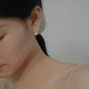 Pendientes de clip sin dolor para orejas, sin agujeros, para mujer, pequeños, lindos, con forma de mariposa, elegantes, con placa de incienso y mosquitos, pendientes sin agujeros para orejas, para mujer