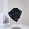 Chapéu de Crochê Feito à Mão no Mesmo Estilo de Zhao Jinmai para Mulheres, Versátil para Passeios de Outono, Chapéu com Topo Fechado, Chapéu de Renda Respirável Vazado, Moderno