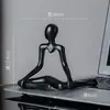 Figura Abstrata Yoga Pensador Artesanato de Plástico Enfeites Fofos Decorações de Quarto Feitas à Mão Arte Sala de Estar