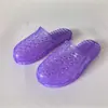 Pantuflas de gelatina de cristal para mujer, verano, antideslizantes, suela suave, para baño, uso doméstico, sandalias planas de plástico transparente, estilo de moda