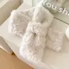 Bufanda de Felpa Blanca de Imitación de Piel de Conejo y Lana de Cordero de Gama Alta para Mujer en Invierno, Bufanda Versátil Engrosada Cálida con Cuello Cruzado de Piel