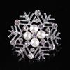 Moda Coreana Diamante floco de neve oco Pérola pequena Coringa broche corsage nova fivela de peito joia uma geração de cabelo