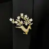 Nuevo Exquisito Broche de Ciervo con Circonita Broche de Animal de Cobre Pin de Decoración de Abrigo Vestido de Lujo Pin para Suéter