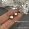 Colar de Moeda de Cobre Redonda V Gold Boge Moeda de Cobre Moeda Cheia de Diamante Concha Branca Escultura Fina CNC Colar de Temperamento para Mulheres Fabricante Atacado