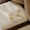 Brincos de Flor de Quatro Folhas com Pino de Prata 925 para Mulheres, Populares no Tiktok, Acessórios de Orelha Exquisitos, Modernos e Versáteis, Atacado