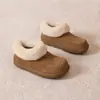 Botas de Neve Femininas 2026 Inverno Harbin Couro Genuíno Forradas com Lã Quentes Sapatos Peludos Fazem os Pés Parecerem Menores Cobertura Total Sapatos Birkenstock