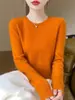 Tejido de una sola pieza sin costuras para mujer, jersey de cuello redondo, camiseta base de corte holgado, nuevo suéter de color liso para otoño e invierno para mujer, transfronterizo