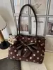 Bolso de Lunares Grande de Alta Gama Estilo Retro para Mujer 2026 Nueva Moda Exquisito Bolso de Hombro Único y de Mano