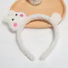 Faixa de Cabelo Fofa para Lavar o Rosto para Mulheres 2024 Nova Headwear de Desenho Animado Faixa de Cabelo Faixa de Cabelo Grampo de Cabelo de Pelúcia Presente Venda por Atacado
