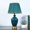 Luminária de Mesa Cerâmica Americana Sala de Estar Moderna Simples Padrão Orquídea Quarto Mesa de Cabeceira Iluminação de Designer