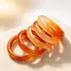 Pulsera de Cuarcita al por Mayor, Pulsera de Jade Rojo Koi para Mujer, Color Miel, Color Azúcar Hielo, Tira Plana, Círculo Completo, Pulsera Fina de Tira de Jade